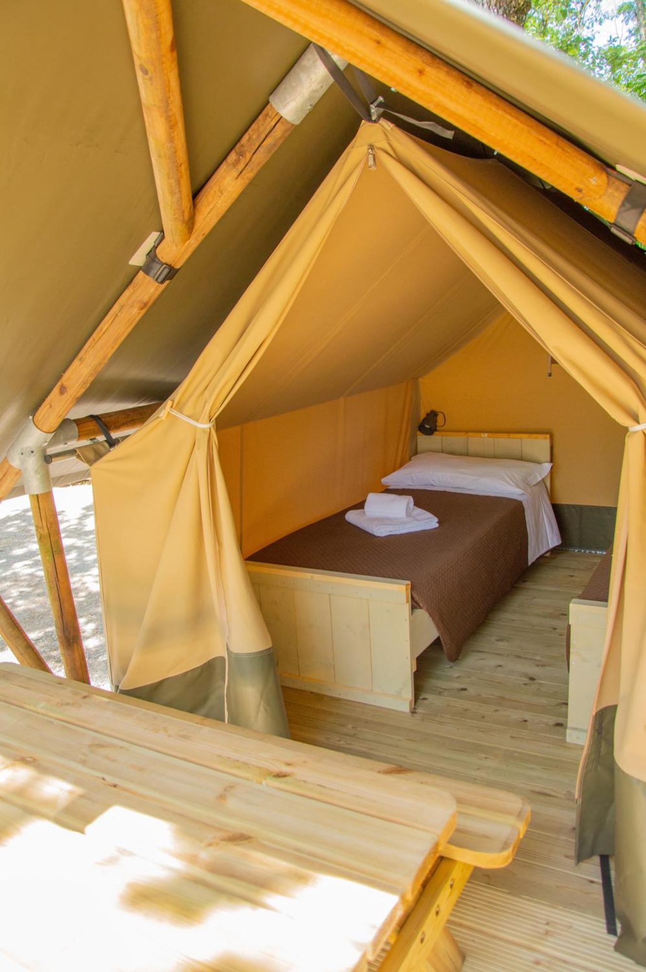 Luxor Chianti Glamping Village Castellina in Chianti Exteriör bild